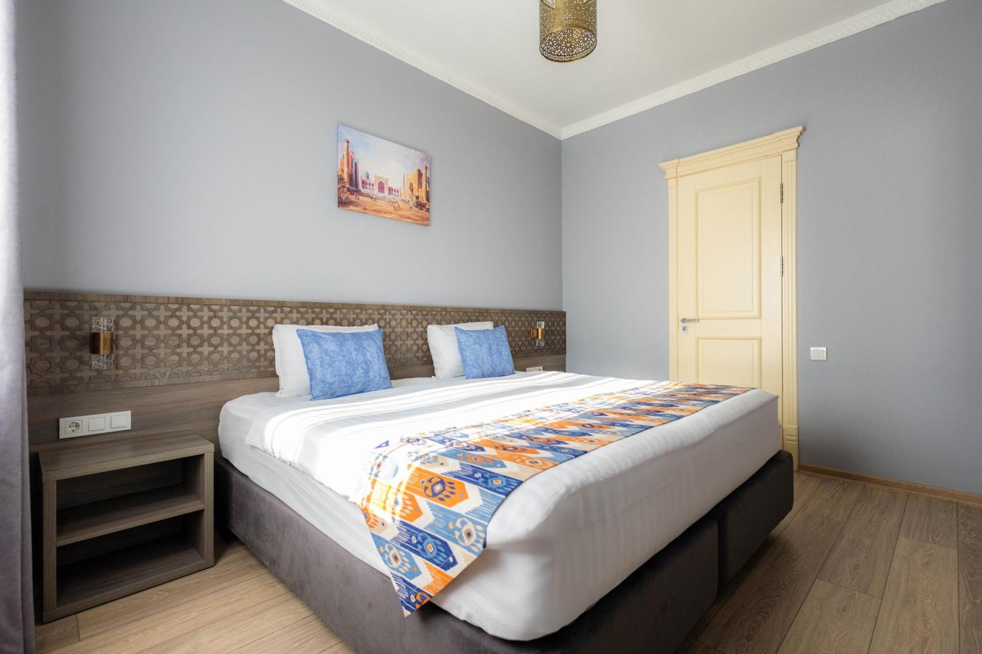 Khan Hotel Semerkant Oda fotoğraf
