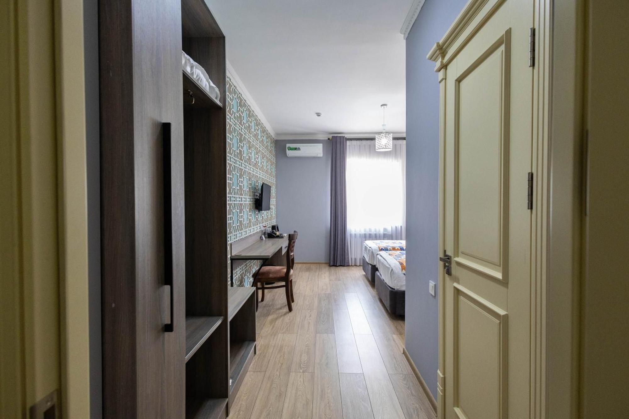 Khan Hotel Semerkant Oda fotoğraf